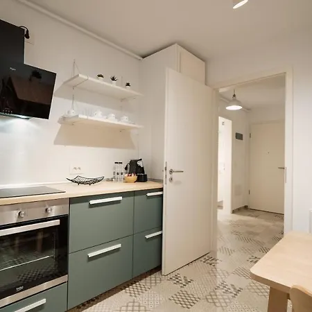 Διαμέρισμα Sweet Memories Coresi 2 *