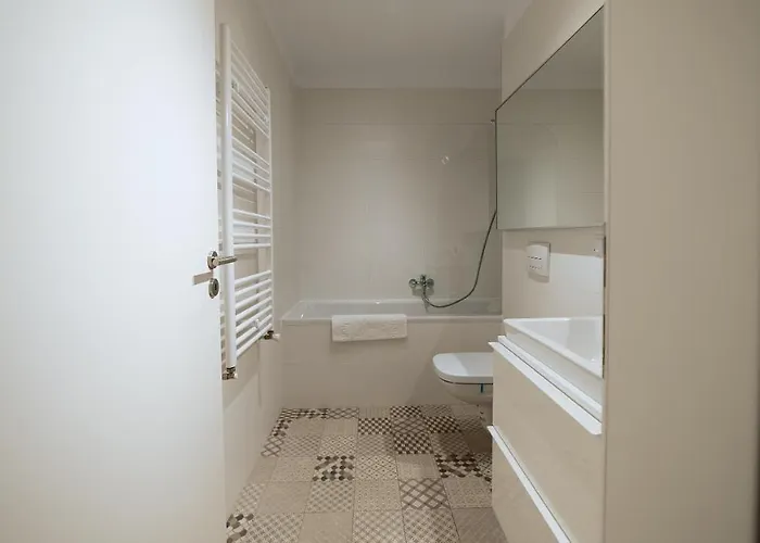 Sweet Memories Coresi 2 Apartment